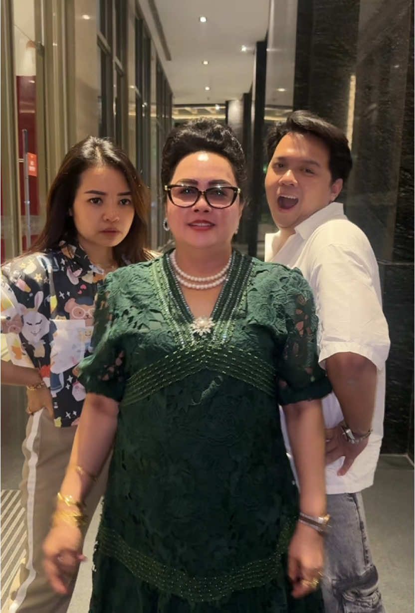 Trio macan beraksi lagiii🤣🤣🤣🤣#cicilingling #cicilingling #mamacetar @TriHartati_65 @Quang Yu 