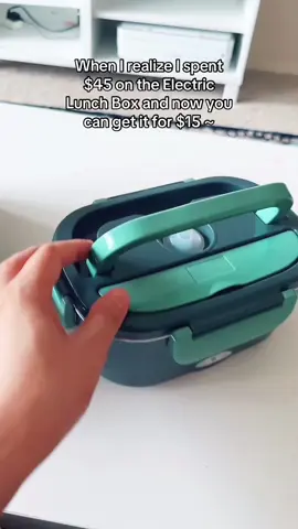 I love this lunch box. #heatedlunchbox #lunchbox #lunchformyhusband #easymeals #noeatingout #mealsathome #blackfriday #gifts #christmasgifts #TikTokShopCyberMonday #tiktokshopblackfriday 