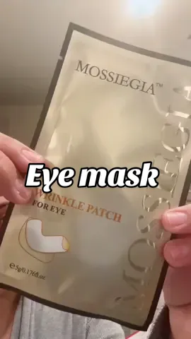 Treated myself to these eye masks this morning ☀️🌞#CapCut #tiktokshopblackfriday #tiktokshopcybermonday #spotlightfinds #skincare #SelfCare #morningroutine 