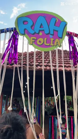 Vocês também tem aquela amiga que sempre faz do aniversário um dia incrível? RAFOLIA marcando os 35 da Raissa de maneira icônica  #micareta #folia #festa #aniversario 