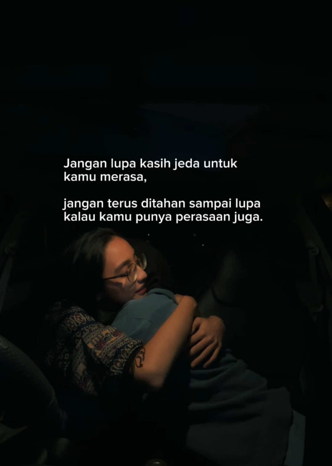 Jeda untuk merasa. #ruangmubercerita #deeptalk #katahati #quotes #storytime #fyp #foryou #reminder #manusia #selflove #reels #rasa #cerita #relationships #friendship #jeda 