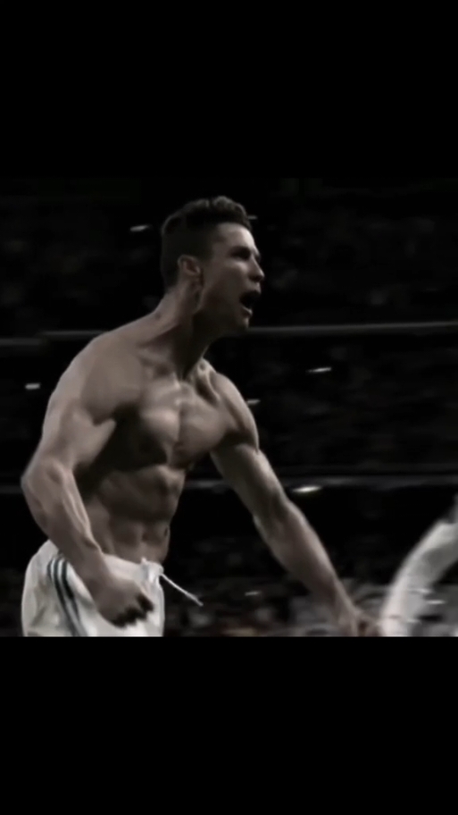 @ari_fadils Saya tunaikan janji, skaligus kebanggan untuk sang idola kita semua, the one and only Cristiano Ronaldo 🤍👑 #cristianoronaldo #cr7fans #goat #iconic #footballtiktok #viraltiktok #reactionvideo 