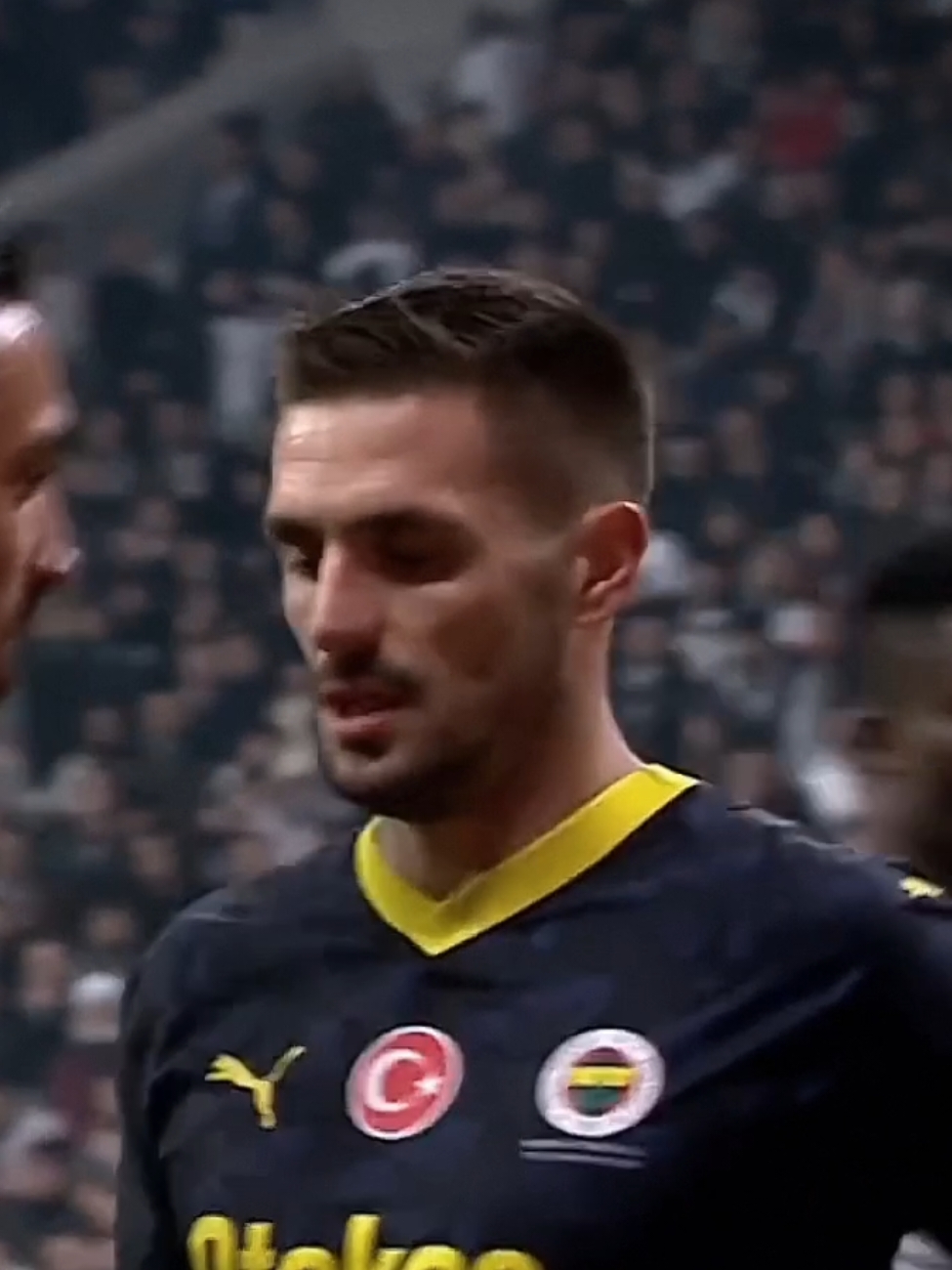 derbi öncesi küçük takıma hatırlatma#fenerbahçe #bjk #derbi 