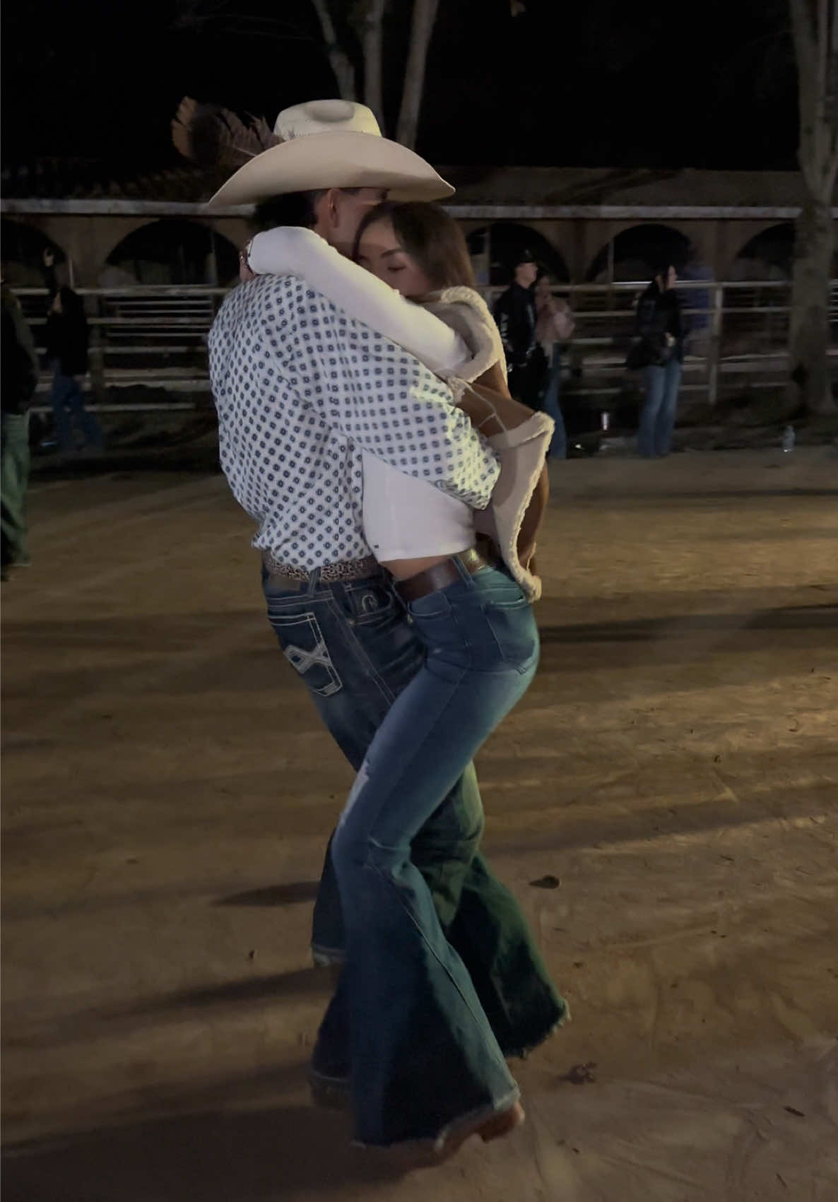 Speddy gonzales  llego a la pachanga a bailar⚡️🕺🏻 #bailando #Cumbia #pasitosatevo  #twosteps #trending #rancho #cali #laugh ##dancing #huapangos #chequeelhuapanguero @Los Vendavales de Adán Mel @Belen 💘 