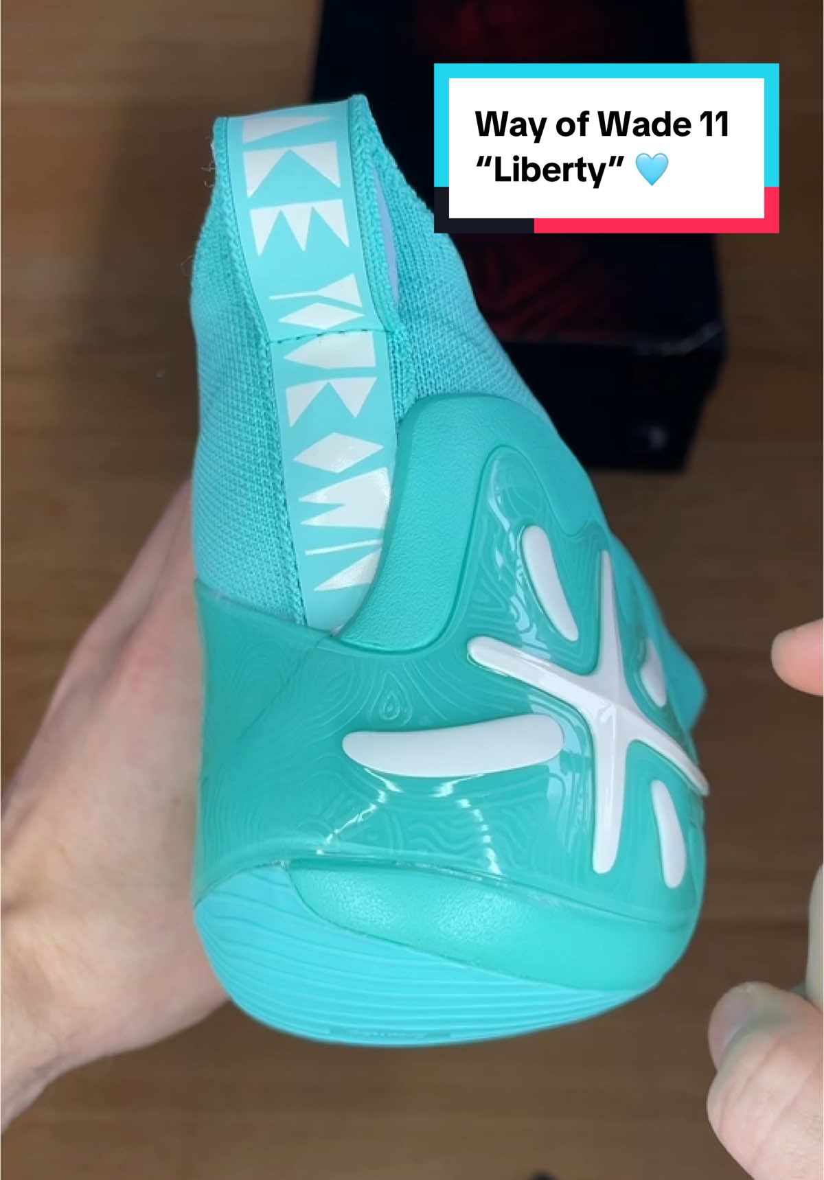 These might even be better than the Cherry Blossoms 🫠 @Wayofwadeofficial  #basketballshoes #wayofwade #wayofwade11 #asmrunboxing #turquoiseshoes 