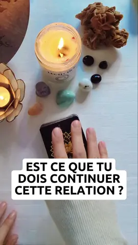 Attire en commentaire ✨ #oracle #tarot #cartomancie #voyance #guidancegratuite #oracletiktok #tarotfrançais #voyancegratuite #guidance #prediction #divination #tarottiktok #tiragedecarte 