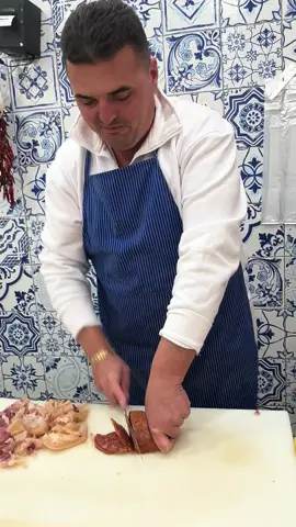 Come dice zio Paul, i neinati gettano i ‘zizzotti’ dalla bocca quando vedono il suo per e o muss