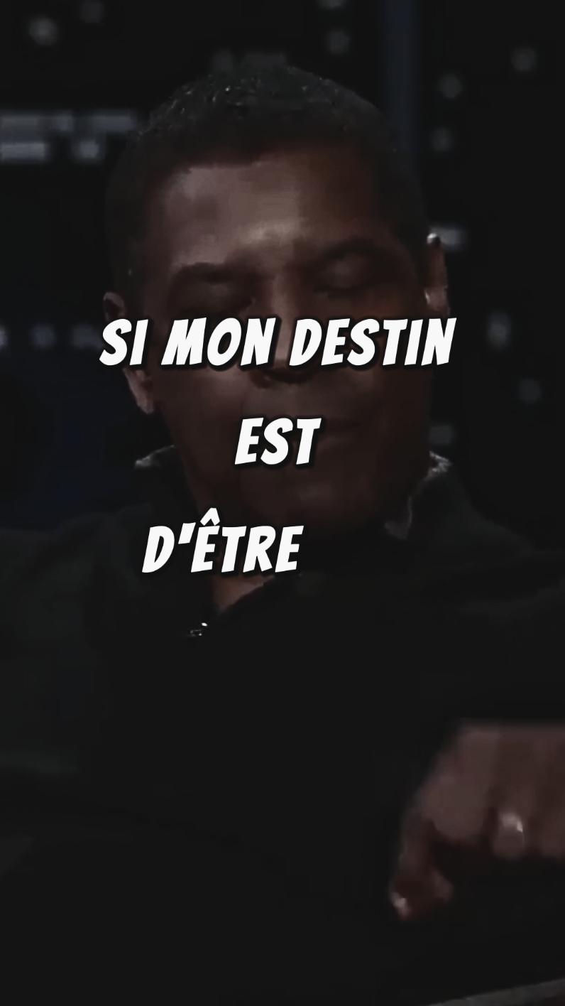 Si mon destin est d'être seul, alors je resterai seul avec plaisir. Celui qui apprécie sa solitude choisit la meilleure des compagnies. Être seul ne signifie pas être vide, cela peut être le chemin vers la plénitude. 