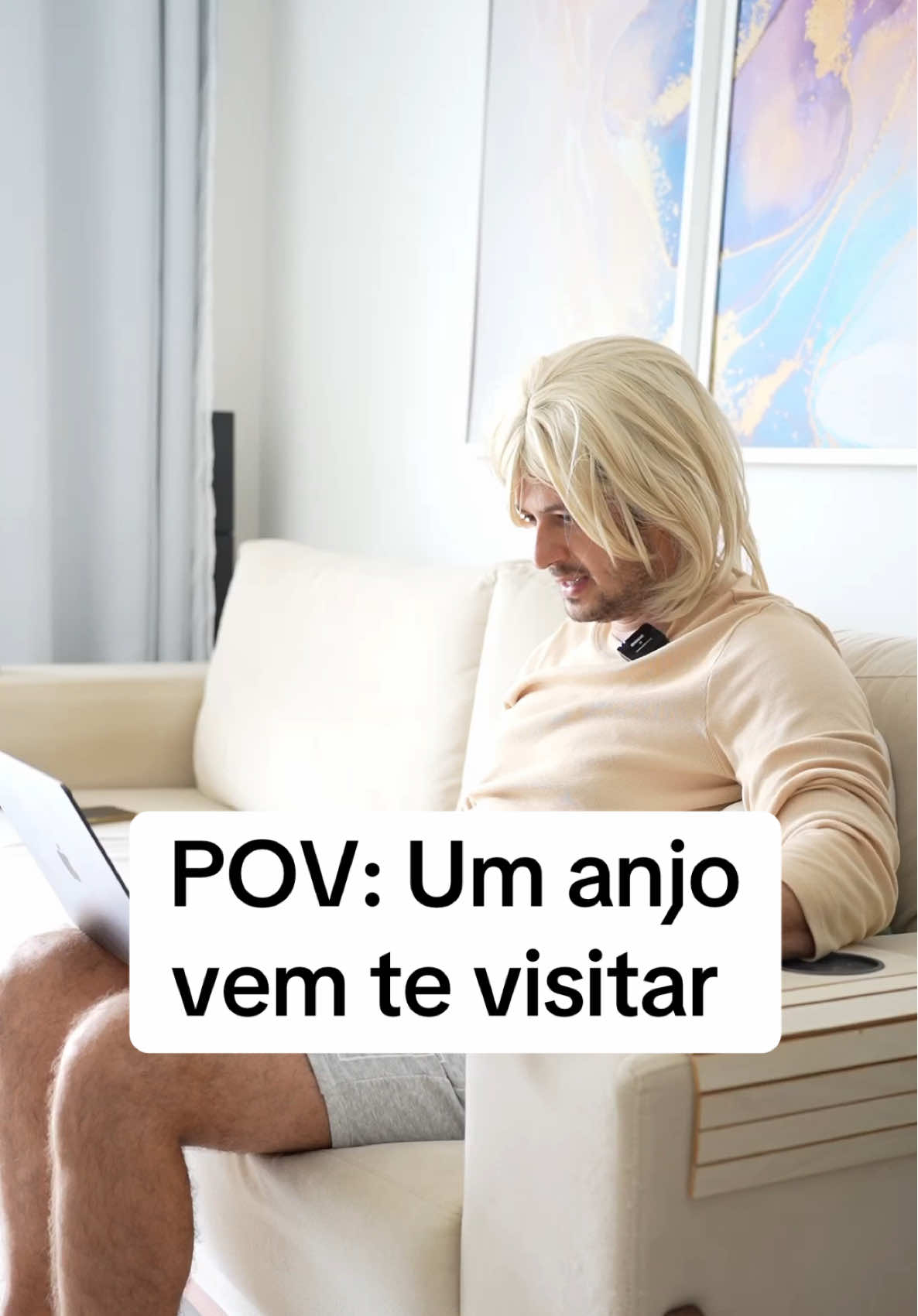 A Black da saúde invadiu o Brasil! E fica ligado que vai ter uma super live com ofertas exclusivas dia 28/11 (quinta-feira) às 19h no site paguemenos.com.br.  Nas Farmácias Pague Menos você realmente vai pagar menos. Tem muitas ofertas em produtos infantis, higiene, dermocosméticos, beleza e muito mais. E dá pra parcelar em até 10x nas lojas, site, app e até no zap. Já segue o perfil @Farmácias Pague Menos pra não perder nada! *publicidade