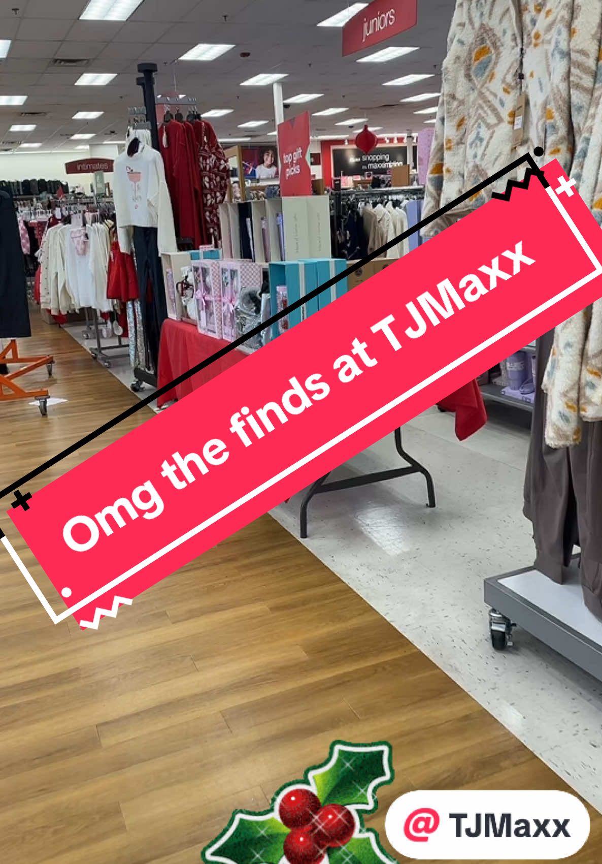 The finds at TJ Maxx are just soooo good! Come shopping with me lets see what we can fund! #shopping #christmasgifts #christmasdecor #beauty #discountbeaity #retailtherapy #over40club #thefinds #socks 