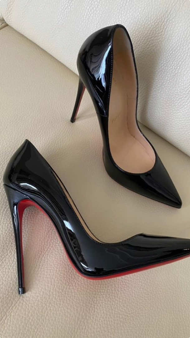 Escarpins « ILAS » ‼️ À seulement 3000 da  Disponible du 36 au 41 Livraison 58 wilayas 🇩🇿📦 #louboutin #louboutinchallenge #blida09🇩🇿 #fyp🇩🇿🇲🇦🇹🇳 #🇩🇿 #dzpower🇩🇿💪💪🇹🇳🇲🇦❤😘عشاق #escarpins #الشعب_الصيني_ماله_حل😂😂 #الشعب_الصيني_ماله_حل😂😂 #zrexpress📦🚛 #blida09🇩🇿❤ 