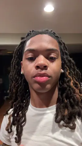 😸#fyp #nj #repost #fyppppppppppppppppppppppp #trendingsound #tripout #dreadhead #foryou #handsome #viral #prettyboy 