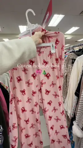 Give me all the cute holiday pjs✨🎀 #holidaypajamas #pajamas #christmaspajamas #holidaytiktok #tjmaxx #cozy #bowpajamas #christmasshopping #christmastiktok 