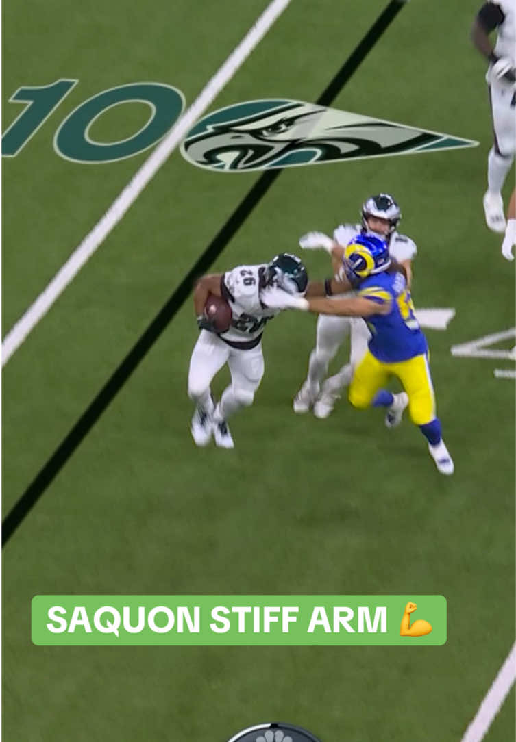 threw him down like it was nothing 😳 #saquonbarkley #philadelphia #eagles #nfl 