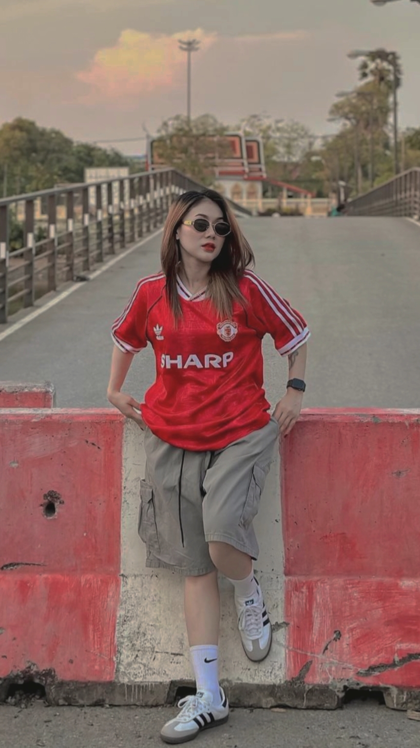 Suka yg mana👀 #adidas #outfit #paprandom #aesthetic #manchesterunited #manchestercity #tottenhamhotspur #celtics #adidassamba 