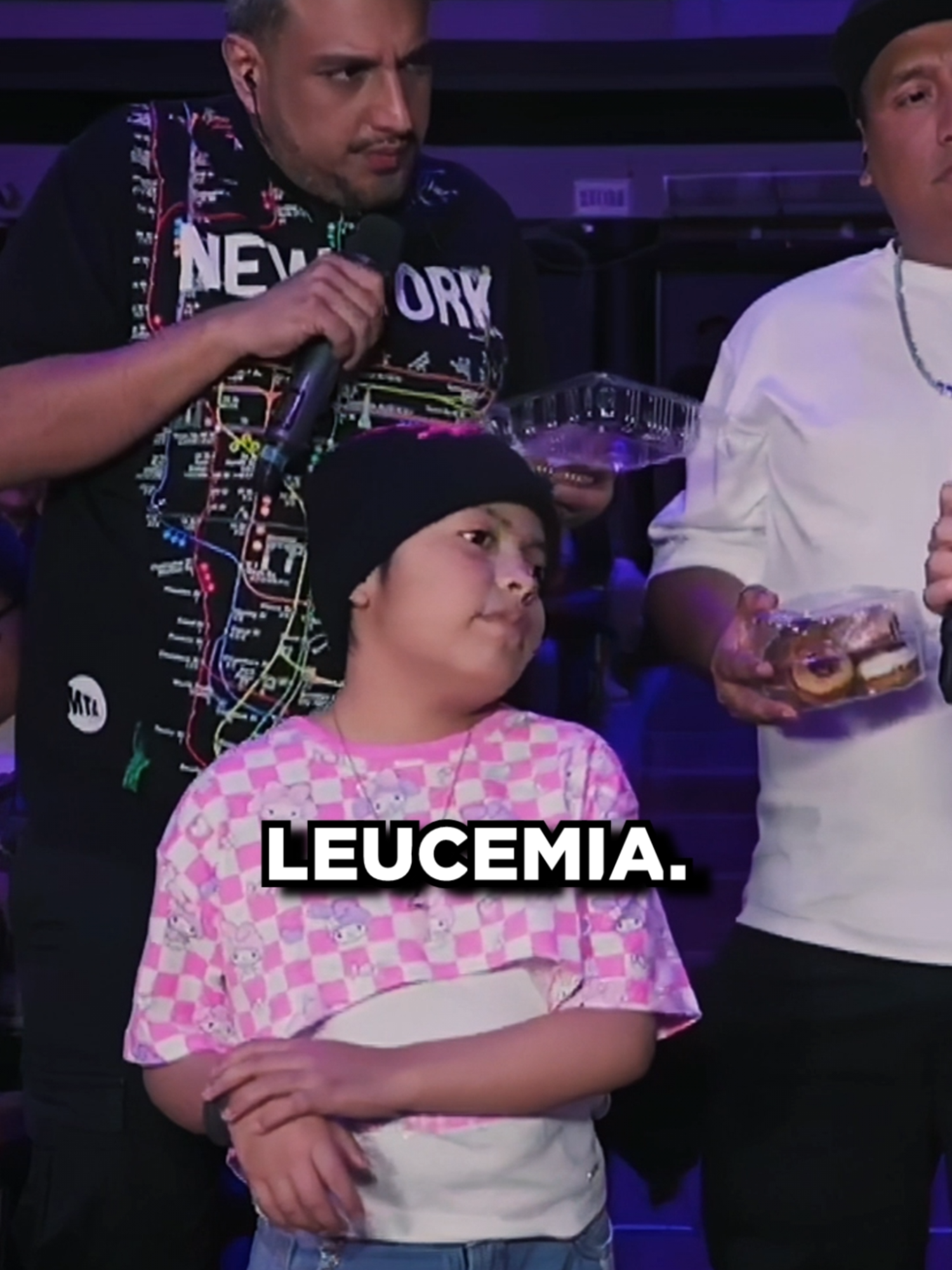 Pequeña con leucemia vende donas #hablandohuevadas #humor