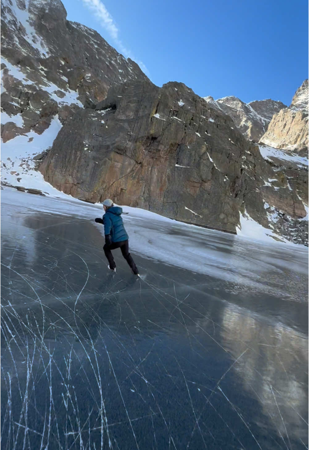 a windy day in the park #rockies #colorado #i70 #skating #figureskating #figureskater #IceSkating #wildice #nature #wild #granola #fypシ゚viral #viraltiktok #tok #glass #edea #blades #holiday #DIY #explore #patagoniaargentina #theworld #planetearth #winter #dream #axel #livingmybestlife #beauty #art #artist #nationalpark #painting 