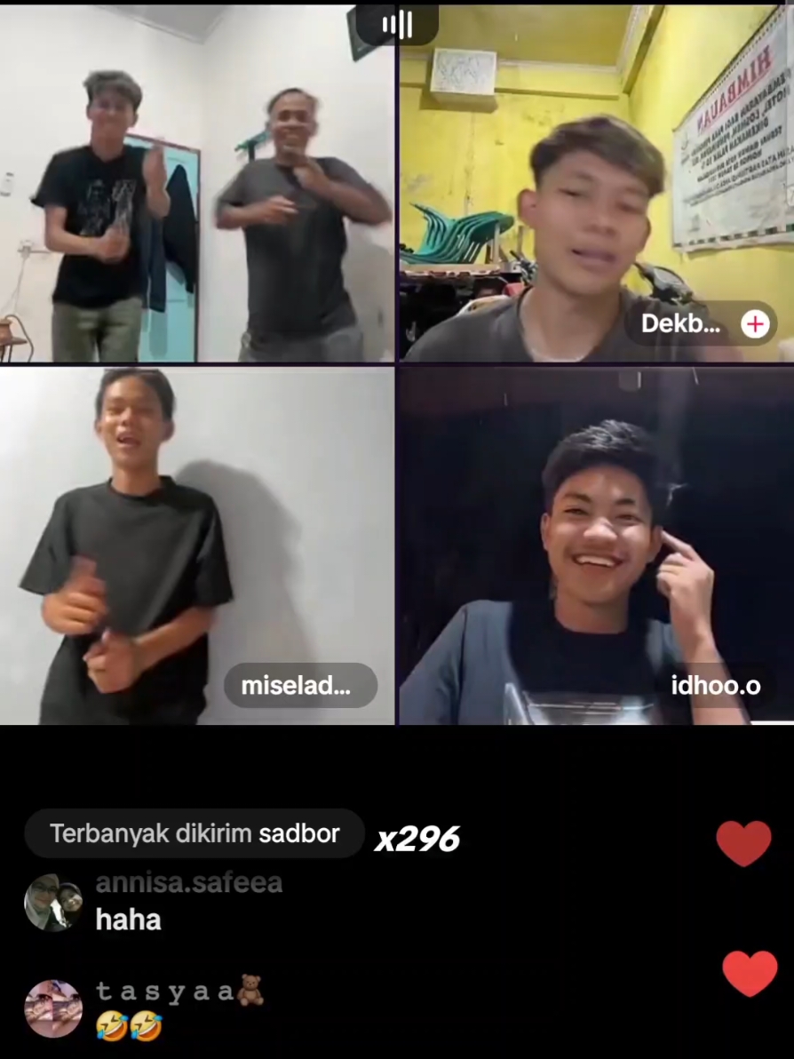 tengah malam ketawa sendirian liat mereka live😂😂😂... @fillixpratama25 @fillixsubali @miseladekfillix #live #fillixpratama25 #miseladekfillix 