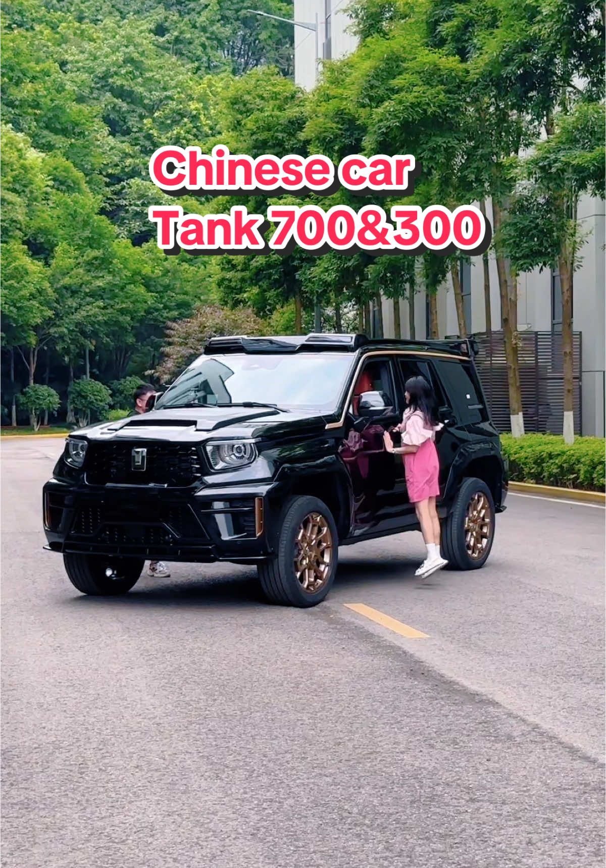 Made in China! Tank 700 &300#gwm #ที่พักพลุพัทยา #foryou #tank #suv #china 