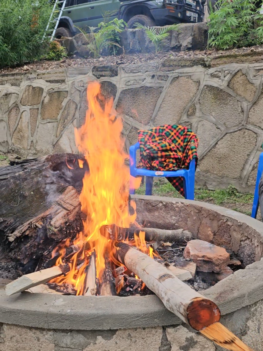 The best #campsite around Queen Elizabeth National Park at the #twinlakes ..  Of you're a camping lover, you can also experience  . . Something new and special is coming up! Prepare your crew and let's go camping 🏕️  . #travel #camping #uganda #queenelizabethnationalpark #visituganda @Juncent-wpc-decking @makomanation @TonnyDroneShots 