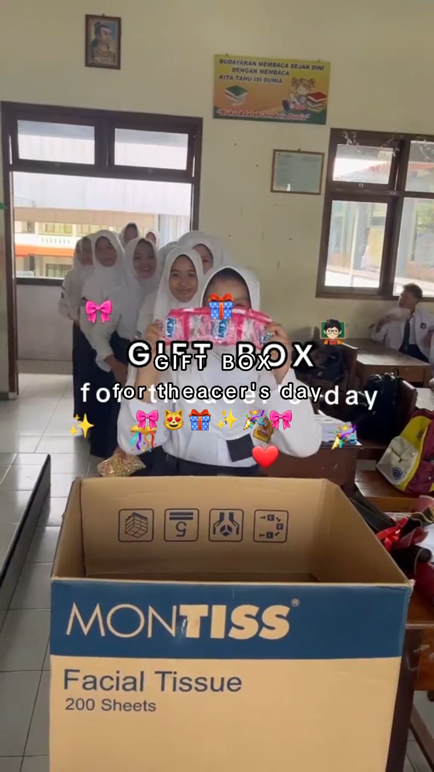 happy teacher's day 😻🧑🏻‍🏫✨️ #gifbox #class #trend #smpn1juwana #spensanapati #4u #foryoupage #fyp 