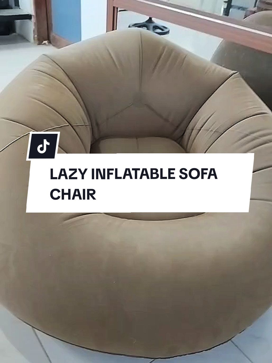 Ang lambot sa likod at nakakarelax. Outdoor or indoor sofa . Get yours now!!! #sofa #sofachair #inflatable #lazy #lazysofa #aesthetic #roomdecor #chair #livingroom #inflatablechair #fyp #tiktok #beanbag 