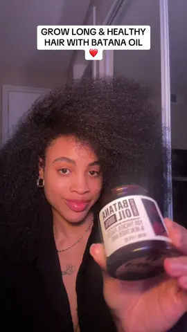 I loveee this oil ! Literally a must have for growing longer, thicker , healthier hair ! ❤️ #batanaoil #ticktokshop #blackfriday #cybermonday #healthyhair #longerhair #fullerhair #thickerhair #fypシ #fyppppppppppppppppppppppp #haircare #haircareroutine #blackgirlhair 