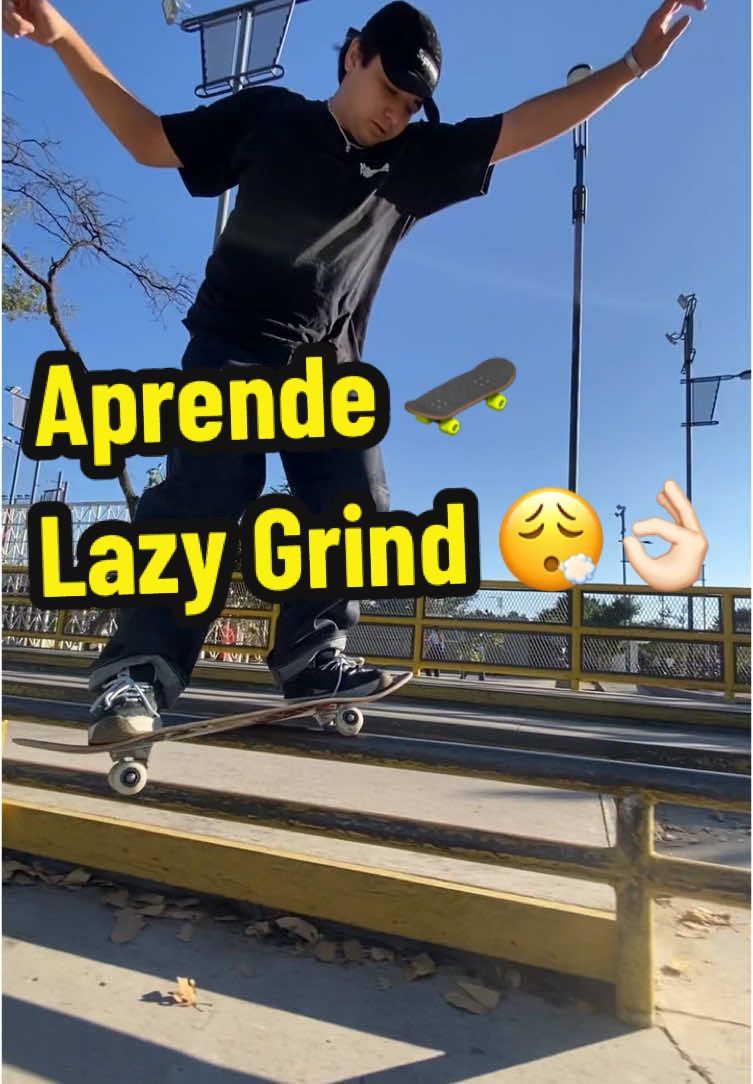 👽Tutorial para LAZY GRIND😱🛹 #skate #Skateboarding #fyp #skatelife #skategirl #skaterboy #tutorial #facil #feliz #caida #🛹 #skaterboy #trucos #skater #skatepark #patinetas 