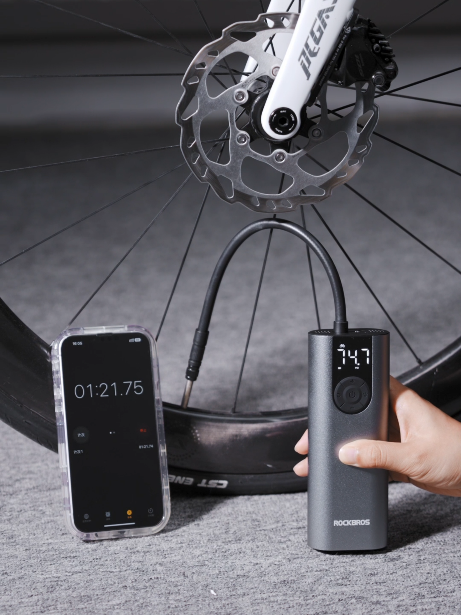 Ride farther, worry less! ROCKBROS pocket-sized electric pump packs an ultra-long-lasting battery to power your adventures. From bikes to cars to basketballs, it handles it all with ease! #ROCKBROS #cyclingaccessories #pump #bikepump #bike #cycling