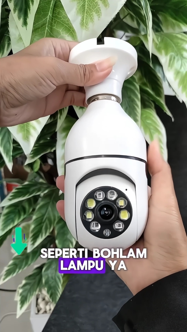 pasang cctv mudah dan praktis. nama nya cctv bohlam dari Yogo , karena bentuknya seperti bohlam lampu jadi pasang nya tinggal pasang aja ke fitting lampu seperti halnya memasang bohlam lampu biasa. cctv pantau lewat hp bisa secara jarak jauh juga pake aplikasi cctv v380pro. #pasangcctv #cctvbohlam #cctvbohlamlampu #cctvpantaulewathp #cctvv380pro #wibgajian #promoguncang1212 