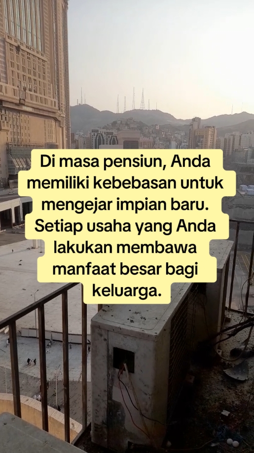 Di masa pensiun, Anda memiliki kebebasan untuk mengejar impian baru. Setiap usaha yang Anda lakukan membawa manfaat besar bagi keluarga. . #pensiun #pensiunan #purnakarya #purnatugas #purnabakti #purnawirawan #persiapanpensiun #pensiunmandiri #selamatpensiun #uutkuciardana #quotes 