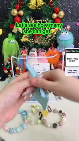 Buy 8 and get 16pcs😳Such the crazy deal🤩🤩#tiktokblackfriday #unboxingbag #mysterybox Come to my live and have a free try😎#blackfridaydeals #tiktoklive #DIY 