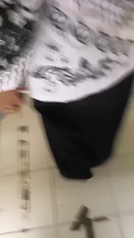 Suprise XII TJKT1 di Hari Guru td siang kepada Wali Kelas❤️ ... Terima Kasih atas doa, ucapan, keramahan, kado, budi pekerti luhur siswa XII TJKT1 akan Ibu simpan dalam hati supaya tak lapuk ditelan masa ❤️...  Doa terbaik selalu untuk XII TJKT1 #smkn1glagah 