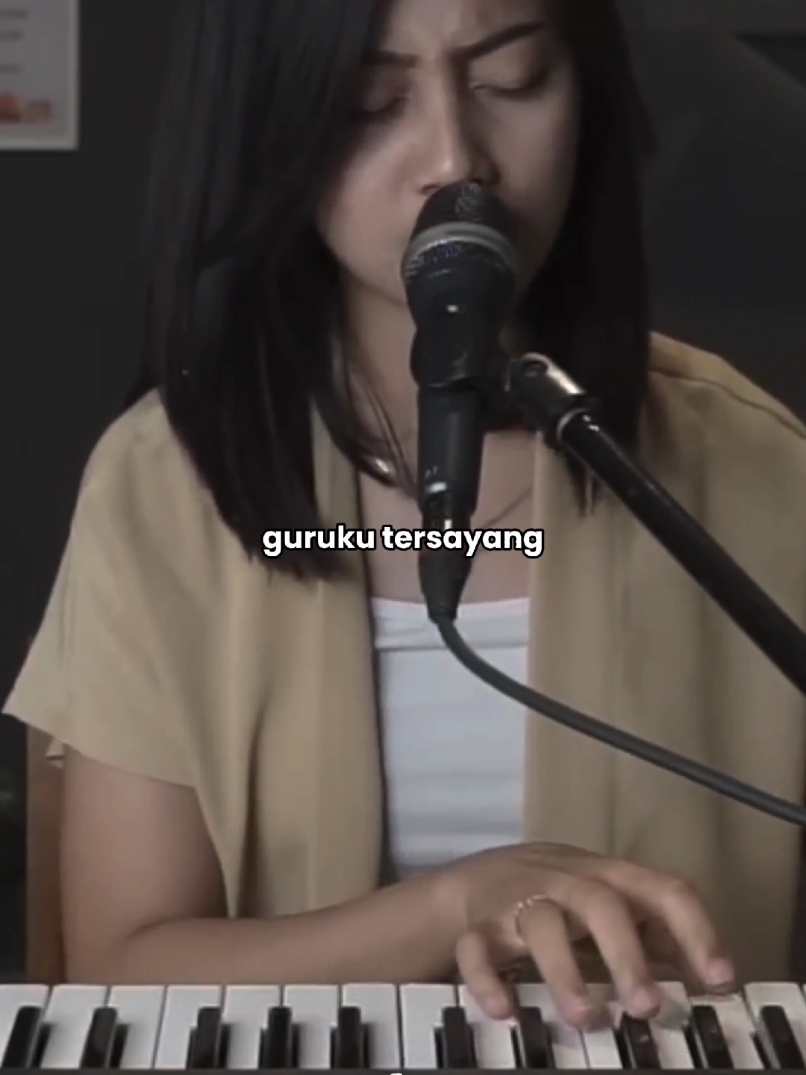 selamat hari guru untuk seluruh guru hebat yang tidak mengenal lelah dalam mengajar 🎙️: @michelatea - Guruku Tersayang (Cover) #Guru #HariGuru #Guruku #Pendidikan #KurikulumMerdeka #November #2024 #Youtube #Tiktok #Spotify #LirikLagu #LirikMusik #LaguIndonesia #Viral #Senandung #Cerita #Lagu #Musik #RuangMusik #LaguViral #LaguTop #SenandungCerita #ForYouPage #FYP