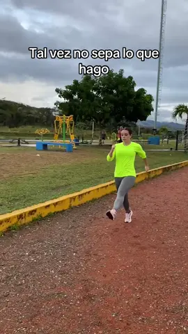 Driles y mas driles 🙂‍↕️ #Running #runner #training #fyp #paratii 