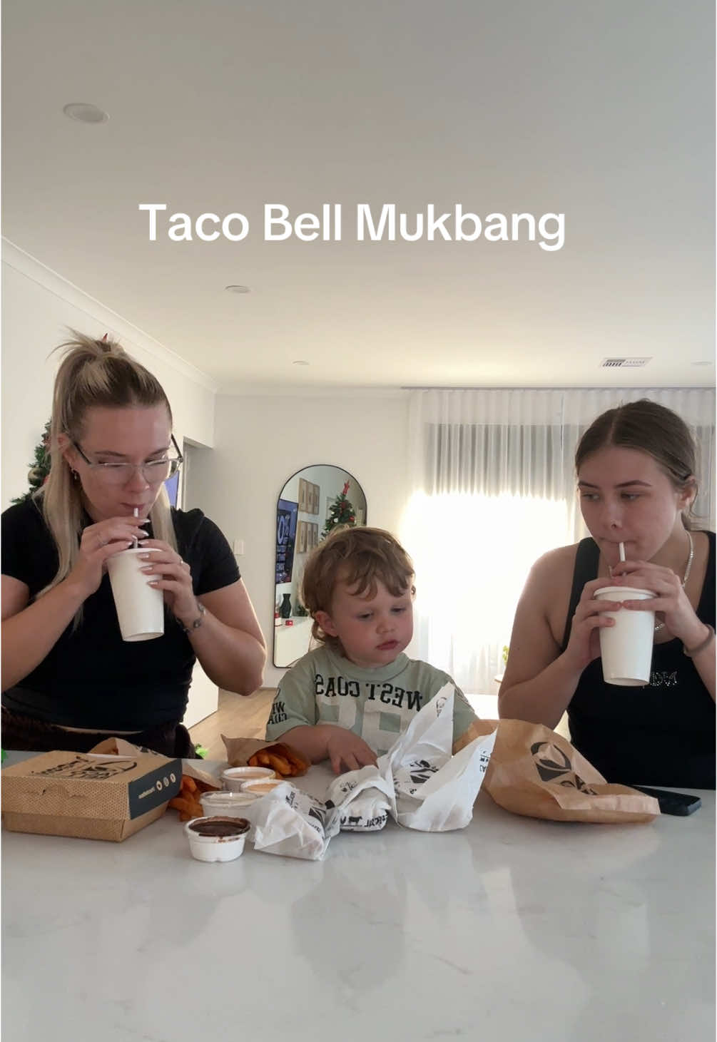 funny how evi ate all this but rejected my homemade crunch wrap 😂 #fyp #tacobell #mukbang #eating #takeaway #tacobellmukbang #foryou #toddlersoftiktok #dinne 