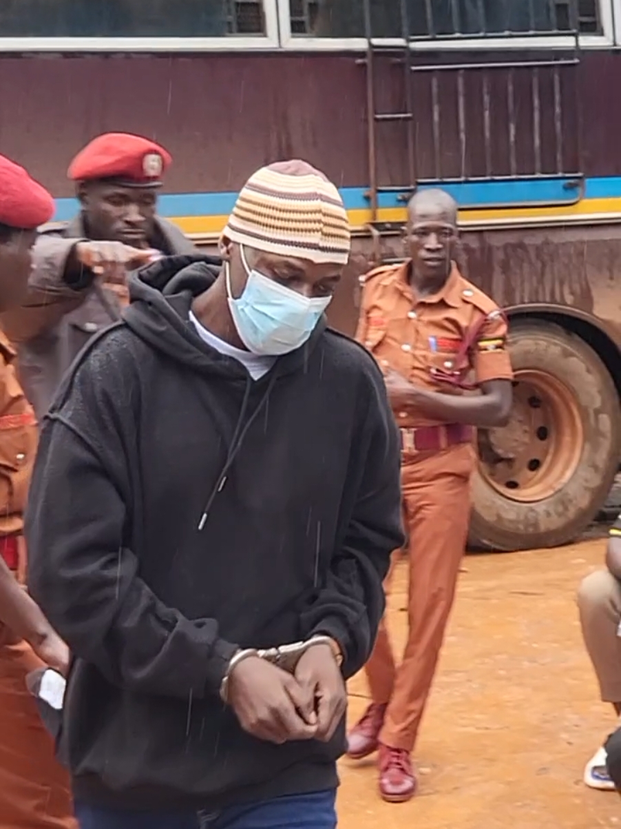 #luziraprison #ghetto #fangoneforest #Kampala #uganda #viral #trending #death #prison #police #alienskin #freealienskin #court