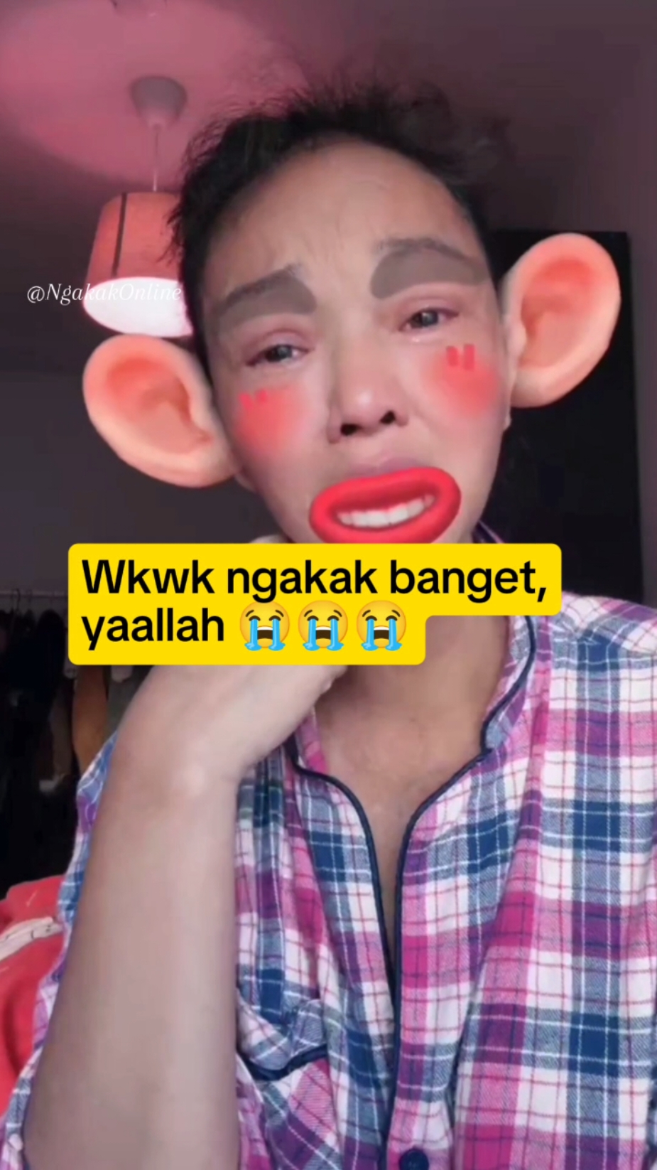 Wkwk cape banget ya Tuhan, maaf ya bunda corla aku ngakak banget 🤣🤣😭😭 @Bunda Corla Ratu live Dunia  #bundacorla #bundacorlaratujreng #bundacorlaviral  #fypシ゚viral 