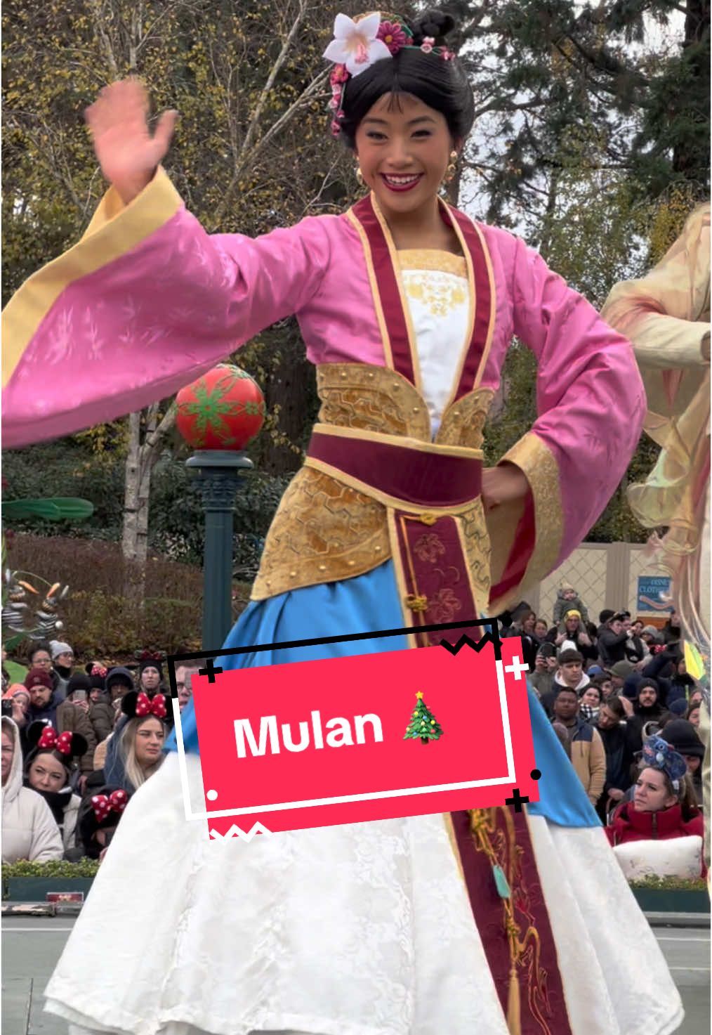 Mulan #disneylandparis #christmas #mulan @Disney Parks @Disneyland Paris ✨ 