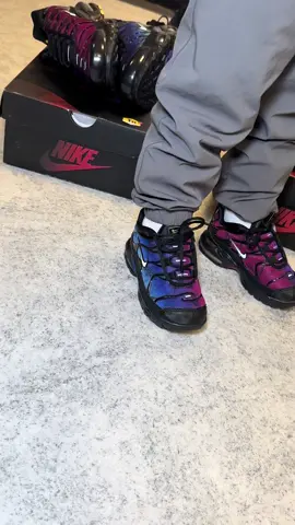 Nike Air Max TN 25th Anniversary kids trainers dont see these everyday get your youngers in them from www.Z3kickz.com 📲🛍️ #z3kicks #crepcheck #kidstrainers #kidstns #crepcheck #exclusive #limited #onlineshopping #instore #infant #winterfashion #online #niketns #niketn #nike #tn #airmax #fyppp 
