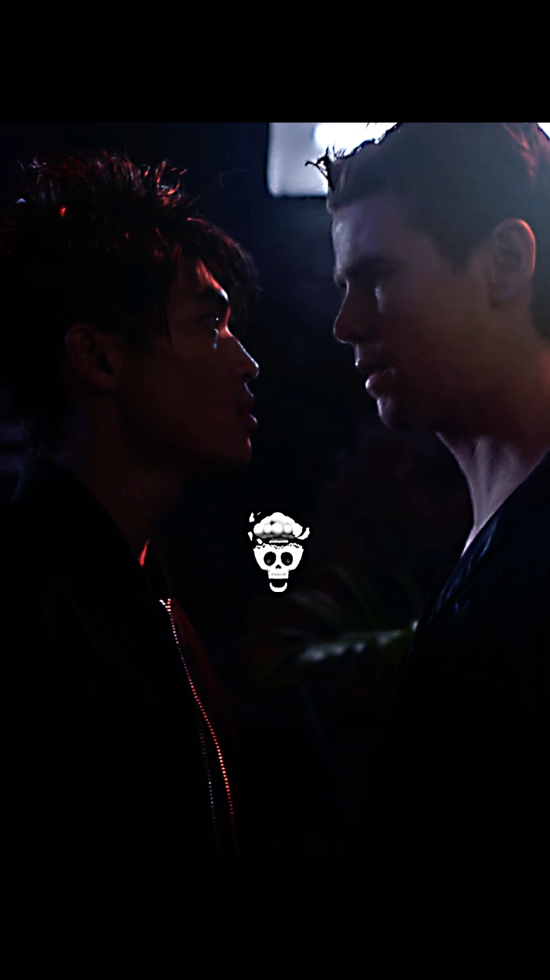 Axel and Kwon's new rivalry ☠️😤 #cobrakai #cobrakaiseason6 #sekaitaikai #axel #axelkovacevic #sam #samlarusso #kwon #kwonjaesung #fakesituation #fakeall #fakescene #cobrakai🐍 #cobrakaiedit #cobrakaichop #viral #goviral #fyp 