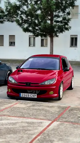 PSA🇫🇷🫣                                                      #peugeot206 #gti #Viral #tiktok #parati #rc #coches #peugeotsport #206rally #tiktokviral #206 #Peugeot #rally #fyp 