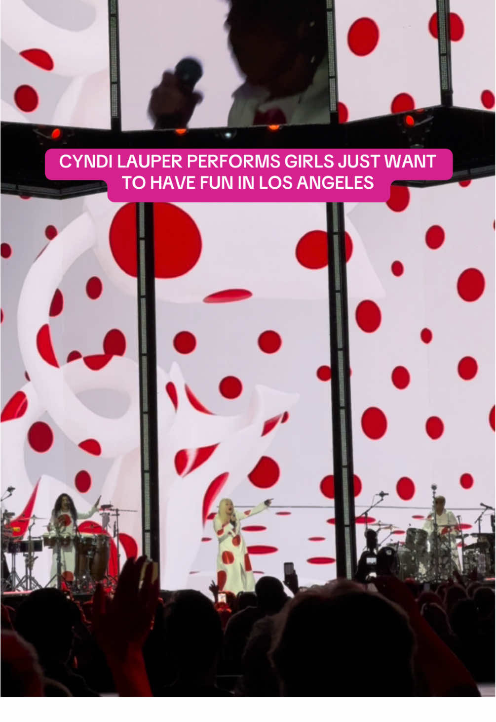 They just wanna, they just wanna!! 🎶💖✨  @Cyndi Lauper #girlsjustwanttohavefun #cyndilauper #losangeles #intuitdome #girlsjustwanttohavefuntour #concert #fy 