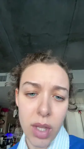 “Low income white girl eyes” is CRAZY