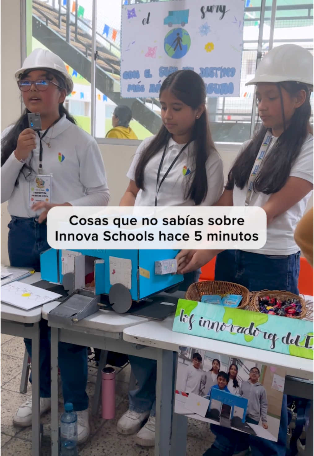 ¿Cómo asegurar el éxito personal y profesional de tu hijo? 👀 En Innova Schools, desarrollaremos sus valores, habilidades y competencias claves para el futuro. 🎓✨ 🚀