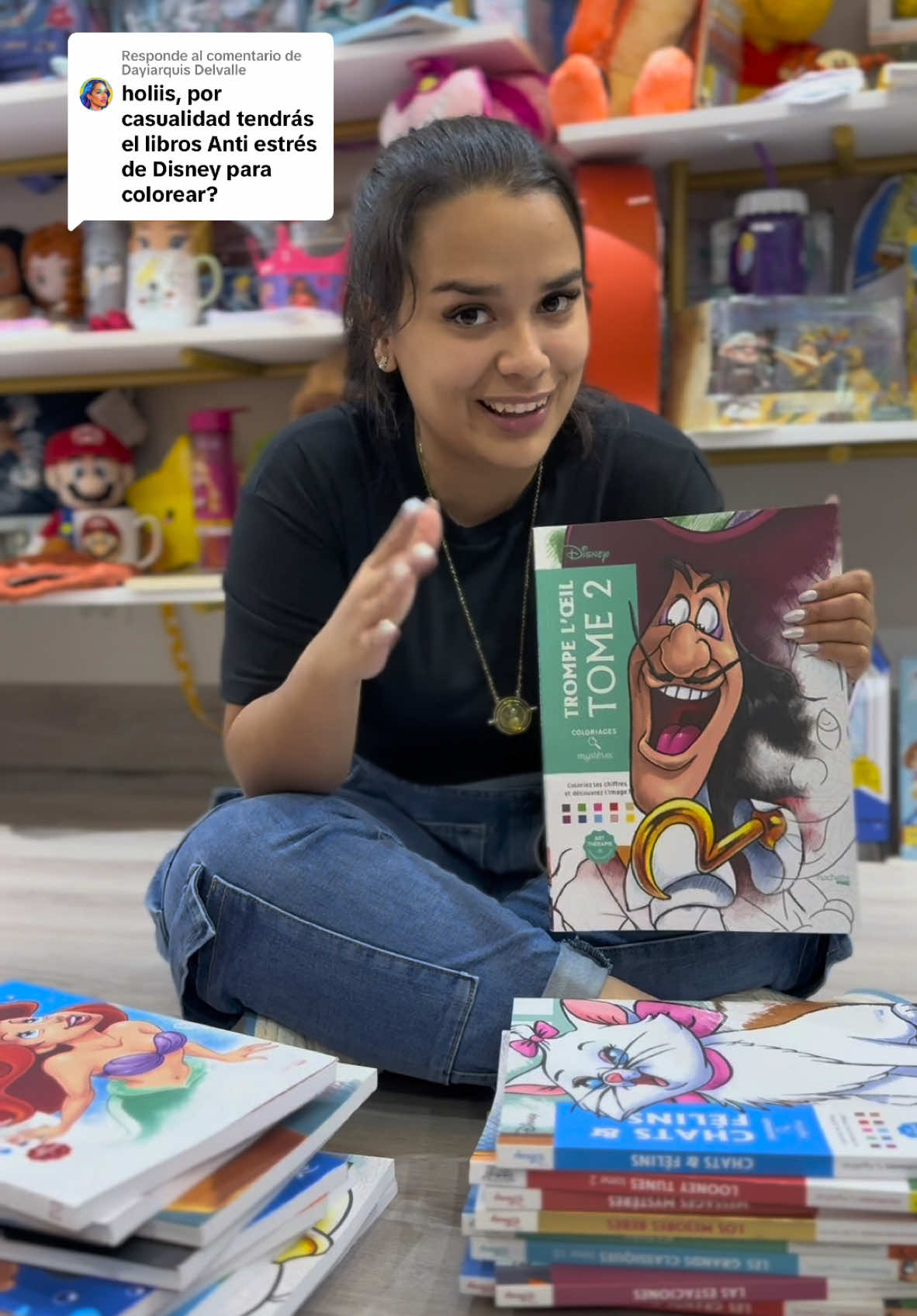 Respuesta a @Dayiarquis Delvalle Estos libros son super virales; si te gusta colorear los vas a amar 👀 No los recomiendo para niños muy pequeños #arteterapia #disneylibroantiestres