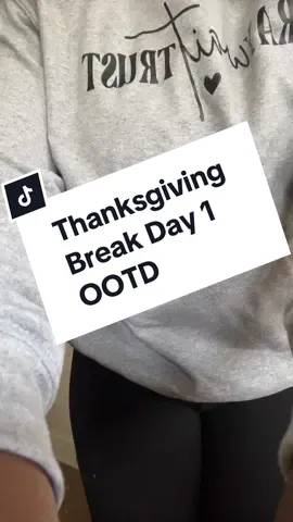 Its a comfy, casual ootd for the first day of Thanksgiving break! To be honest, dont expect much from my outfits this week. We’re on chill mode😎 #teacherfashionblogger #teacheroutfit #teacherootd #teacherstyle #teachertok #teachertiktok 