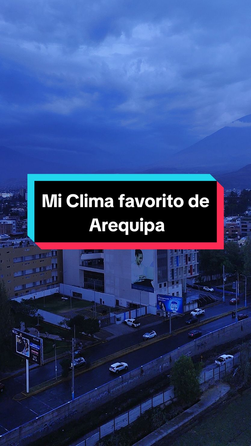 ¿ De quién más es su clima favorito 💙?  . . . . #climainvierno #arequipa💙 #elchicodelossunsets 