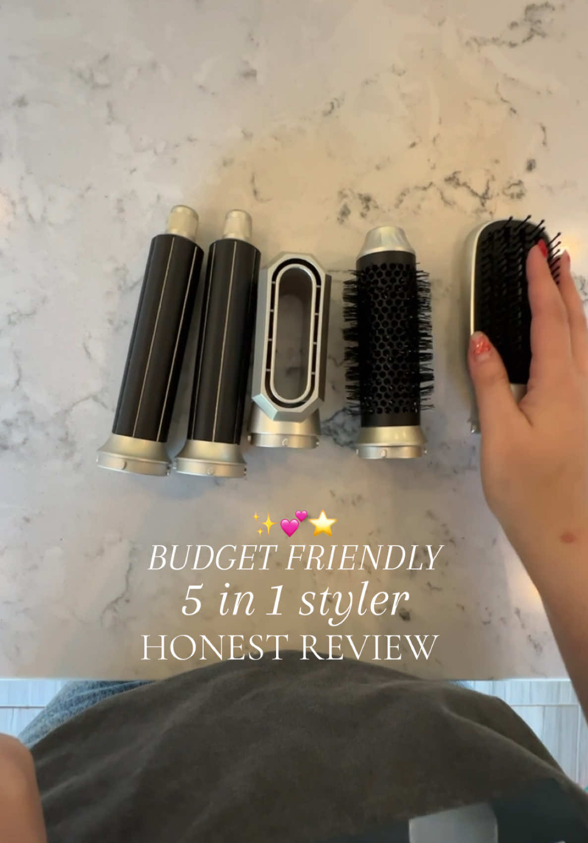 Here’s my honest thoughts on the budget friendly five and one styler – if you’re looking for a hairdryer that has this aesthetic on a budget you will like this ☺️ ##ttsdelight##giftguide##tiktokshopholidayhaul##hairtools