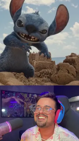 ALOHA!!! Stitch está de volta💙 . #stitch #liloestitch #salvekay #dublagem #dub #dublado #stitch2025 #stitchmovie #stitchliveaction #chrissandersart #disney #disneybrasil #filme #liveaction #d23